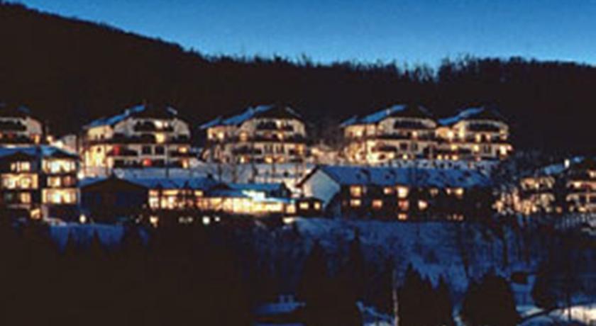Hotel Du Lac Mont-Tremblant Exterior photo
